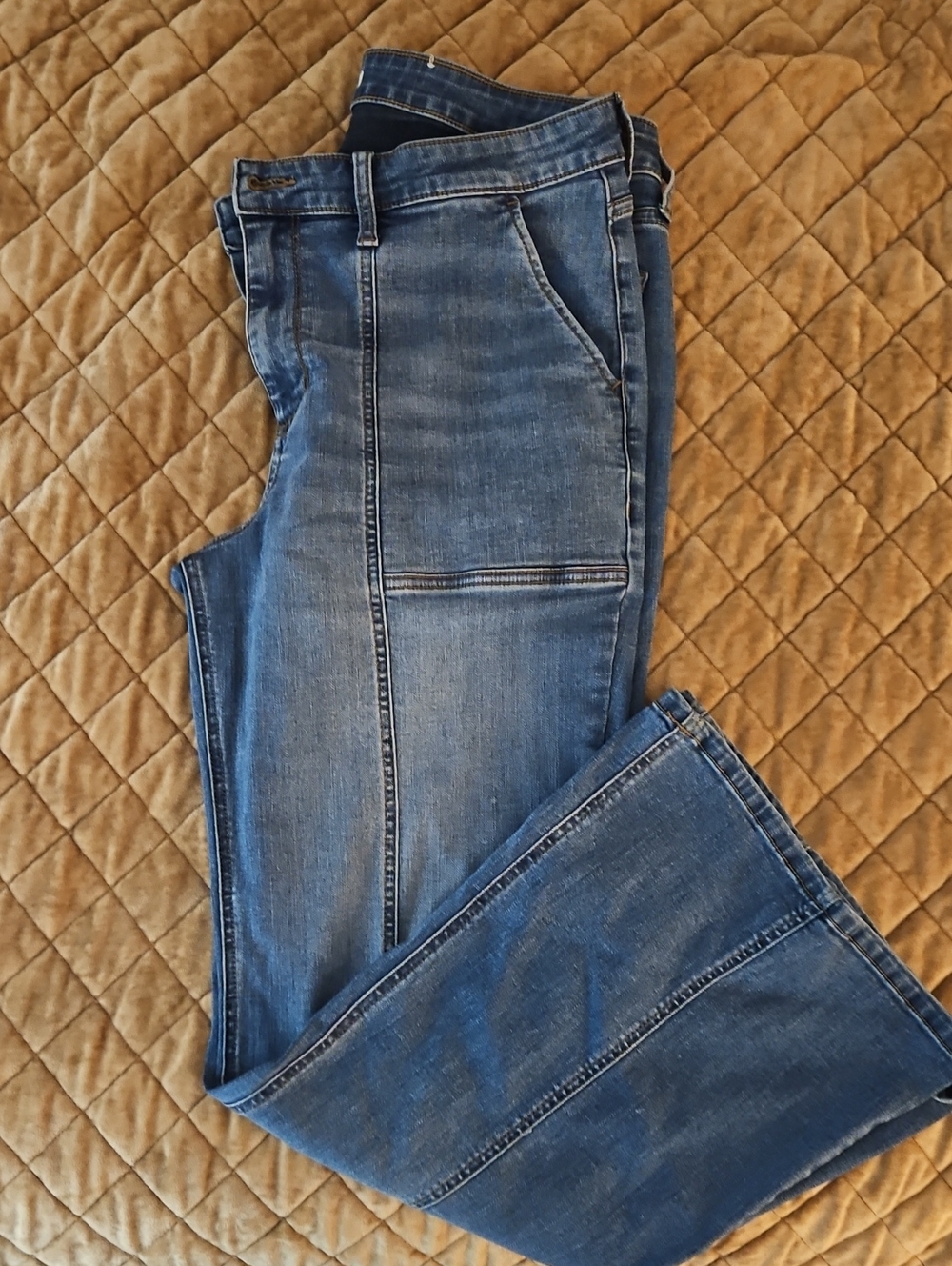 STS Blue Women's Medium Wash Blue Jeans